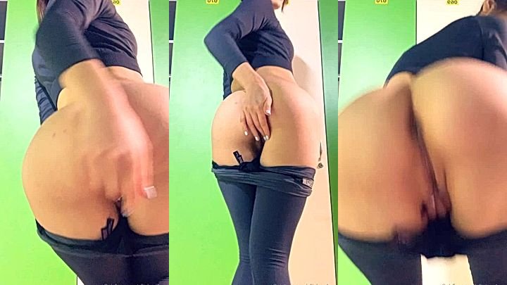 onlyfans model Ellie Leen shakes and spank her big booty