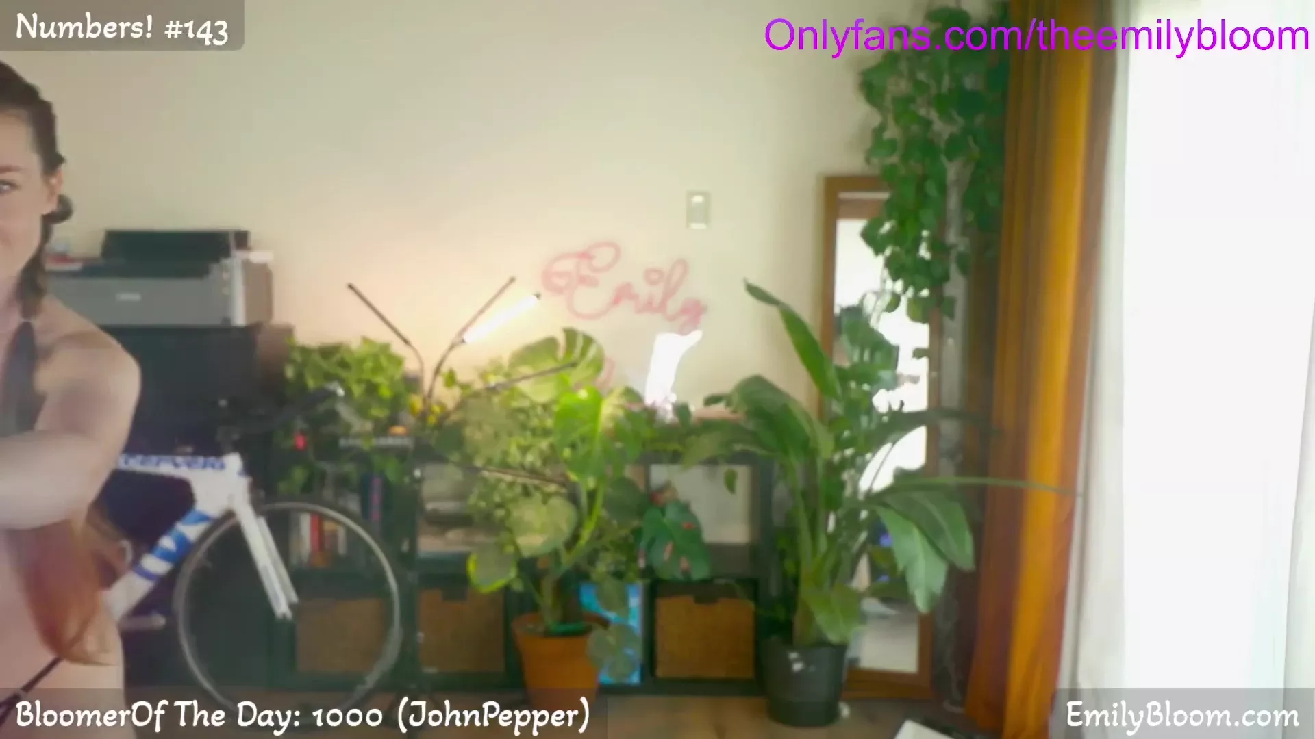 wild naked onlyfans model Emily Bloom shows her natural big boobs