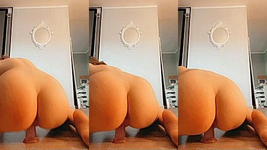 horny sexy onlyfans model Eklektyzm rides on a dildo and moans really loud