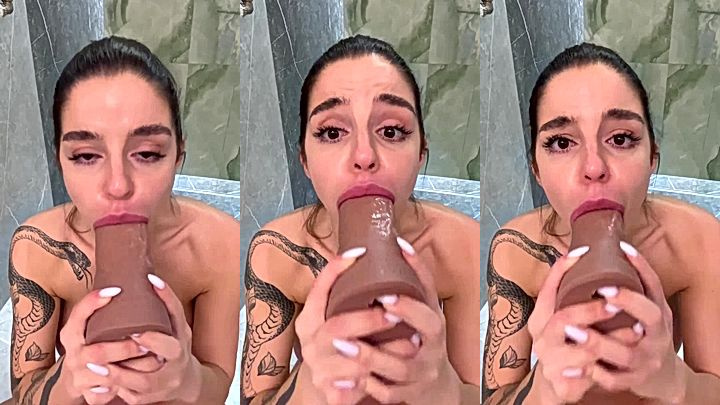 onlyfans model Sonya Jess suck on a big black…..