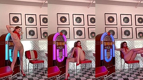 ghot guirl Emily Bloom late night teasing video that will get you hard real fast