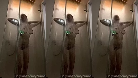 nasty girl Yourina  flash her tits on glass like a slut onlyfans leak video