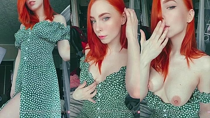 MollyRedWolf takes off her sexy clothes to show off her amazing boobs leaked video