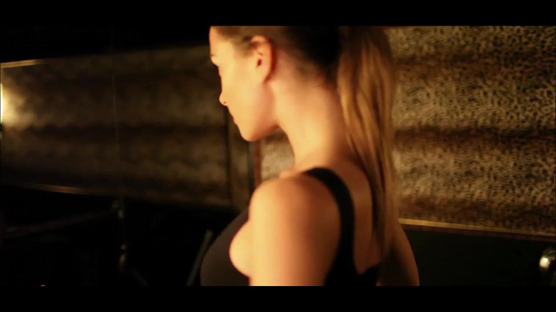 Olga Alberti is having so much fun with her bff