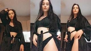 onlyfans model Anastasiia Mut late-night body tease for her favorite watcher